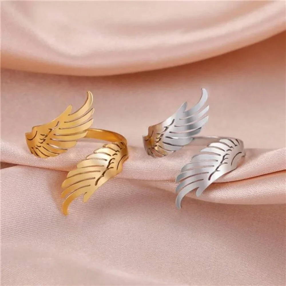 Dreamtimes Open Ring with Flying Angel Wings for Women and Men Adjustable